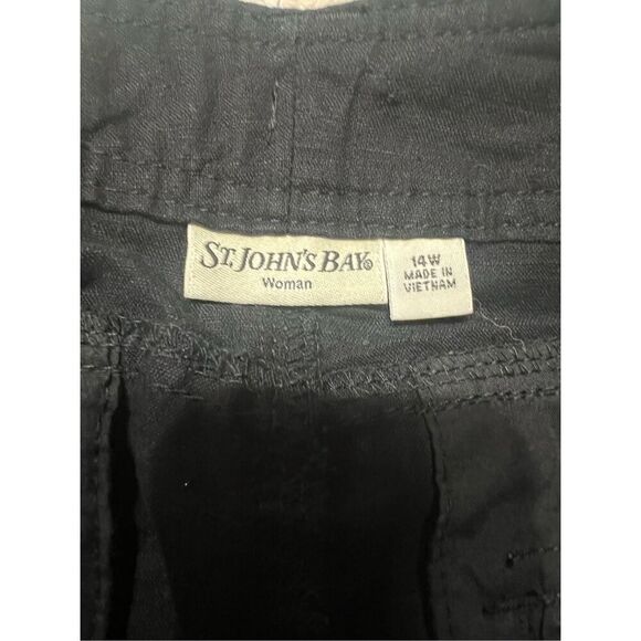 ST. John’s Bay Black Linen/Cotton Capris Sz 14W NWT - Picture 3 of 9